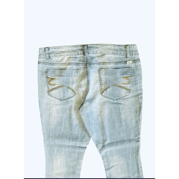 L.E.I Ashley Low Rise Boot Jeans Light Wash Bootcut Flare Size 13 Juniors Y2K - Picture 7 of 7